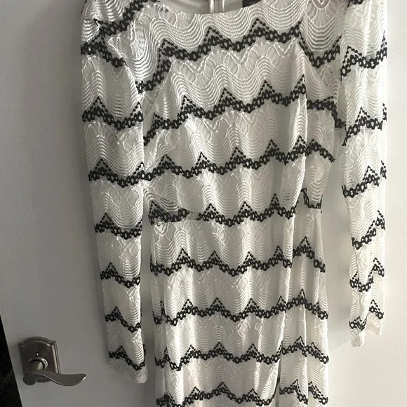 chinese dress ladies Guess | Black and white summer dress with tulle